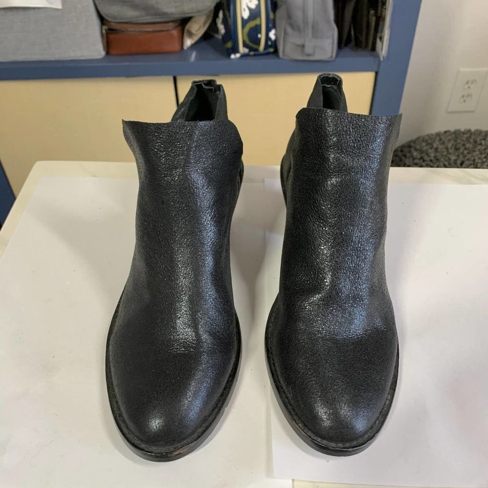KDB black genuine leather ankle boots booties sz 7 womens